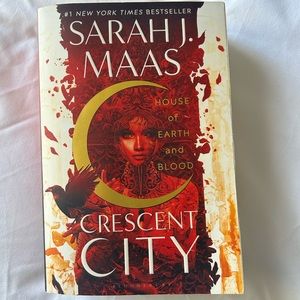 BOOK: House of Earth and Blood by Sarah J Maas (Crescent City)